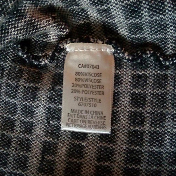 Max Studio Skirt (size M/L) - Picture 5 of 5